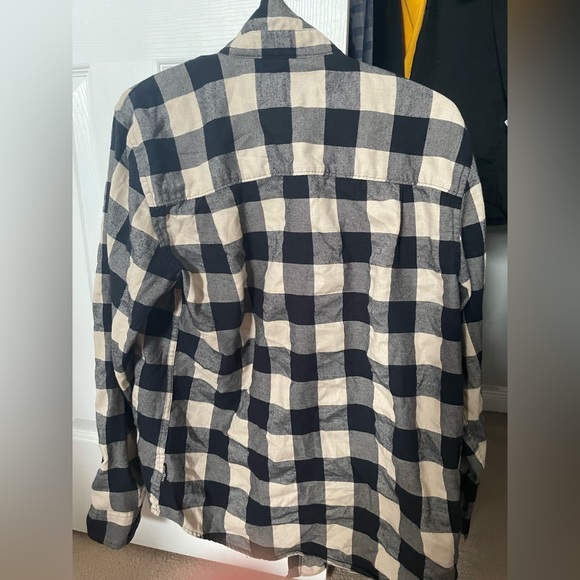 Checkered flannel Men’s medium - Picture 2 of 3